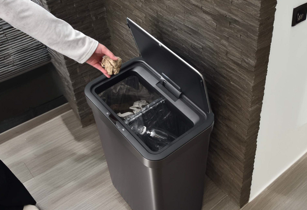 EKO エコノヴァセンサービン 80L