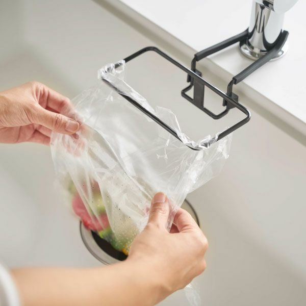 山崎実業 蛇口にかけるポリ袋ホルダー タワー tower | キッチン雑貨・タワーシリーズ