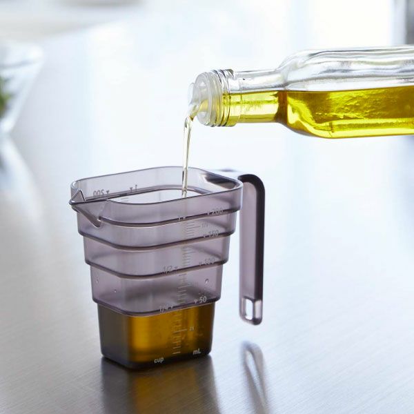 山崎実業 マグネット段々計量カップ タワー 200ml tower | キッチン雑貨・タワーシリーズ