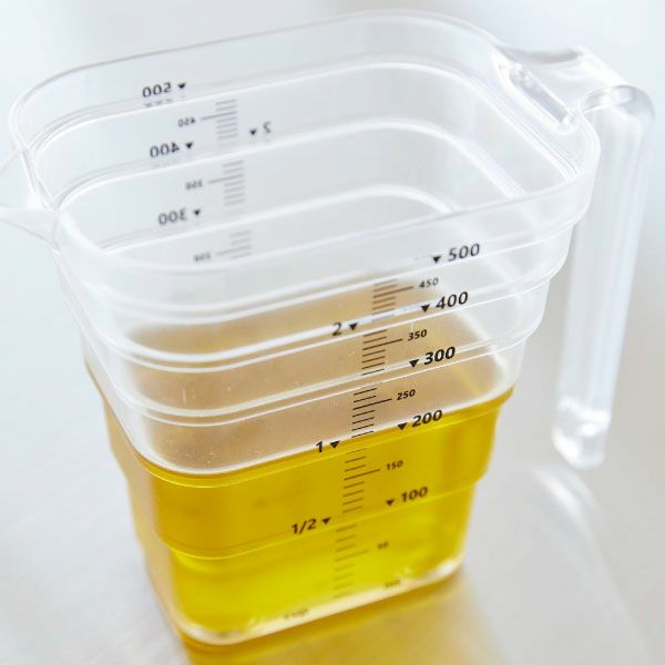 山崎実業 マグネット段々計量カップ タワー 500ml tower | キッチン雑貨・タワーシリーズ