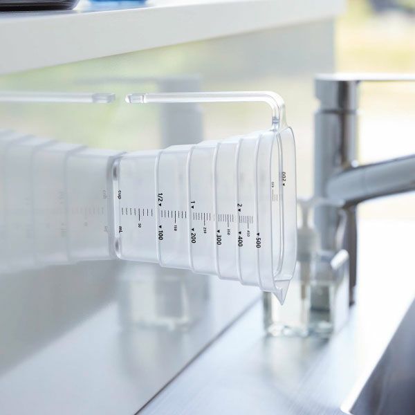 山崎実業 マグネット段々計量カップ タワー 500ml tower | キッチン雑貨・タワーシリーズ
