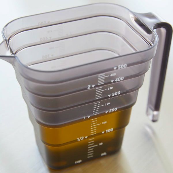 山崎実業 マグネット段々計量カップ タワー 500ml tower | キッチン雑貨・タワーシリーズ