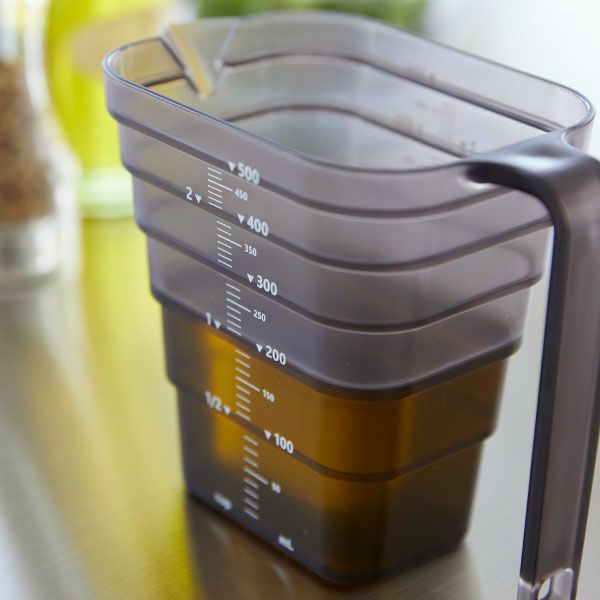 山崎実業 マグネット段々計量カップ タワー 500ml tower | キッチン雑貨・タワーシリーズ