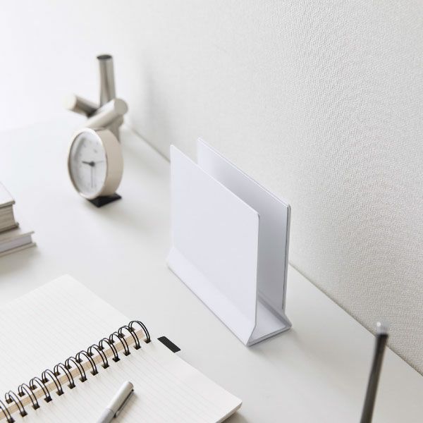 山崎実業 スリムノートパソコンスタンド タワー tower | インテリア雑貨・タワーシリーズ