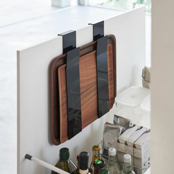 山崎実業 扉に掛けるランチョンマット収納 タワー tower | キッチン雑貨・タワーシリーズ