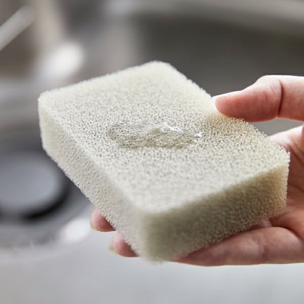 山崎実業 片手で出せるマグネットディスペンサー タワー tower | キッチン雑貨・タワーシリーズ