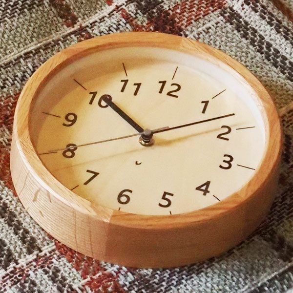 CHAMBRE シャンブル ちいさな木の実のかけ時計 | インテリア雑貨・掛け時計