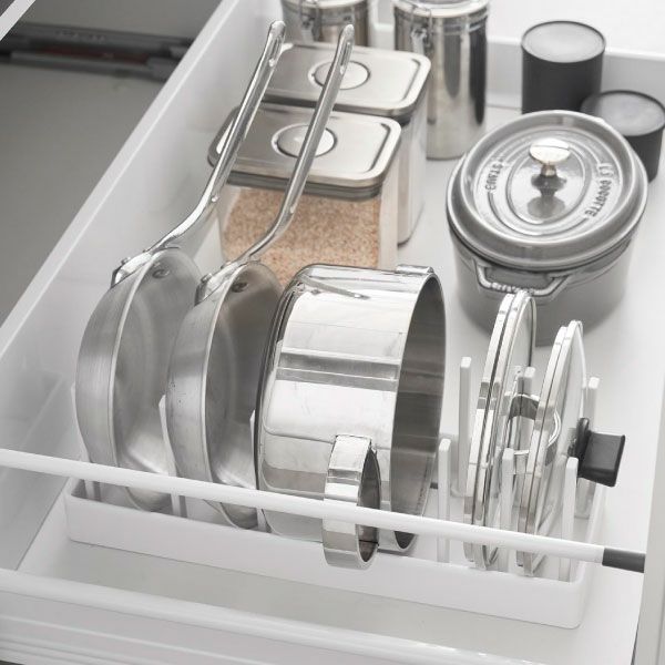 山崎実業 シンク下幅調節鍋蓋＆フライパン収納スタンド タワー tower | キッチン雑貨・タワーシリーズ