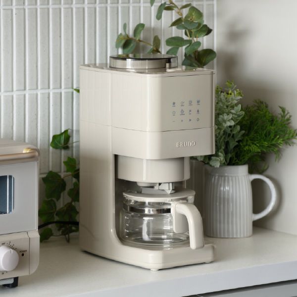 BRUNO コーン式ミル付き全自動コーヒーメーカー ブルーノ | キッチン家電・コーヒーメーカー