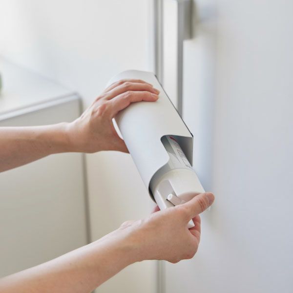  山崎実業 マグネット目隠しスプレーホルダー タワー tower | インテリア雑貨・タワーシリーズ