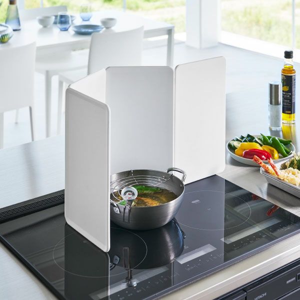  山崎実業 マグネットレンジガード 4枚パネル tower | キッチン雑貨・タワーシリーズ