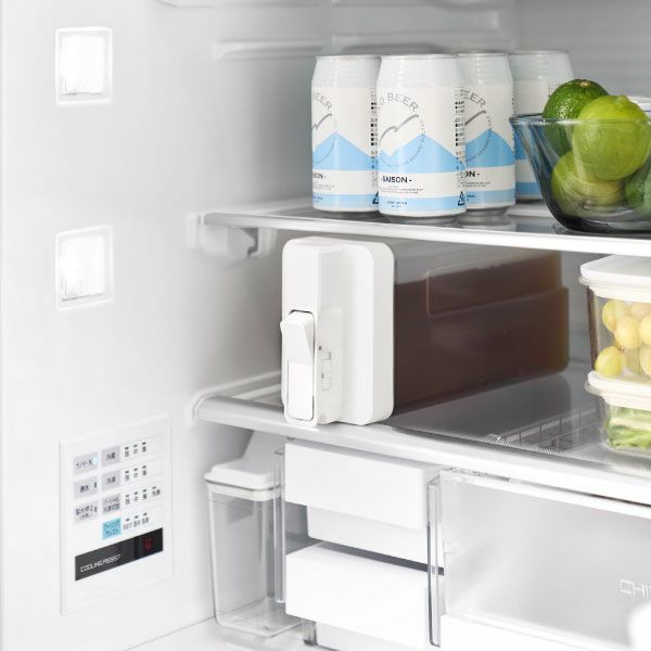 山崎実業 倒して置けてそのまま注げる冷水筒 タワー 2.2L tower | キッチン雑貨・タワーシリーズ