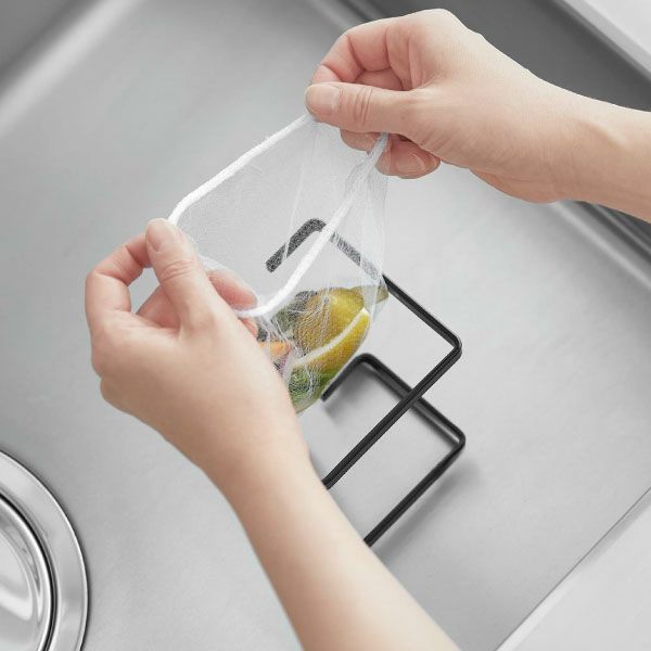 山崎実業 コーナーに置ける水切りネットホルダー タワー スクエア tower | キッチン雑貨・タワーシリーズ