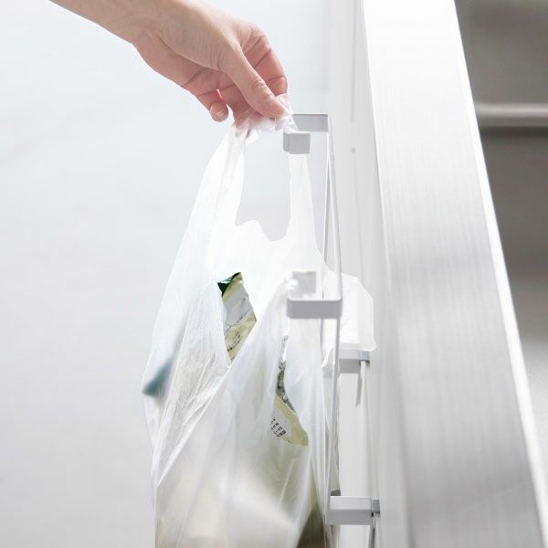 山崎実業 キッチンシンク下収納扉レジ袋ハンガー tower | キッチン雑貨・タワーシリーズ