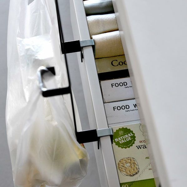 山崎実業 キッチンシンク下収納扉レジ袋ハンガー tower | キッチン雑貨・タワーシリーズ