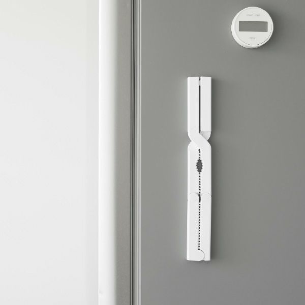 山崎実業 軽い力で開けられるマグネットキャップオープナー タワー tower